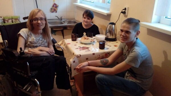 Родные люди