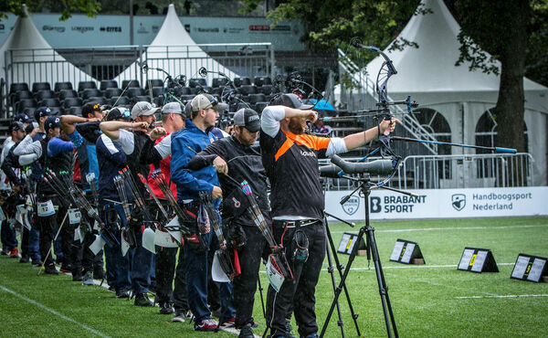 Попали в десятку