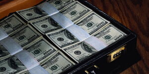Деньги для “шефа”