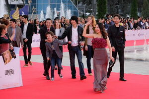 Мы вам покажем