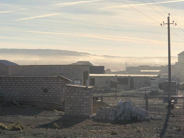 Под пылевой завесой