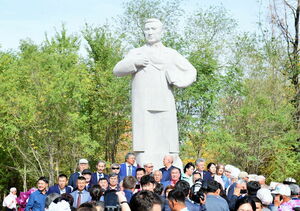 Народ помнит великого поэта