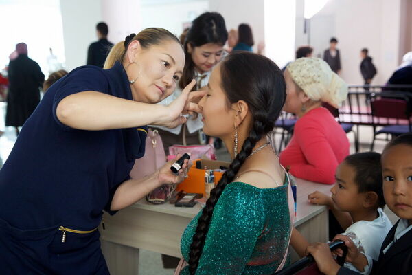 Домашние дела подождут: мамочки вышли на подиум