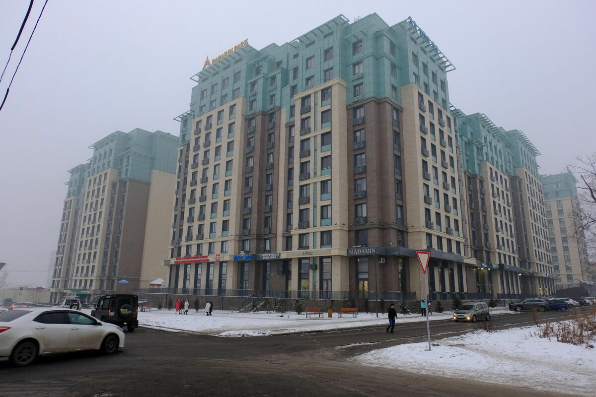 Школам здесь не место?