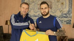 Подписали лидера