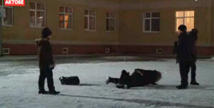 Трое на одного