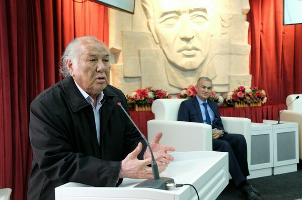 Театру нужен критический взгляд