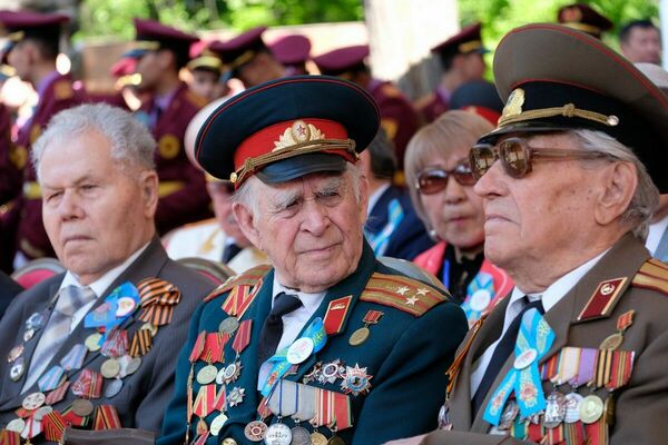 Правительство сэкономило на себе ради ветеранов