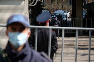 Надбавку в размере одной зарплаты получат сотрудники МВД в период ЧП