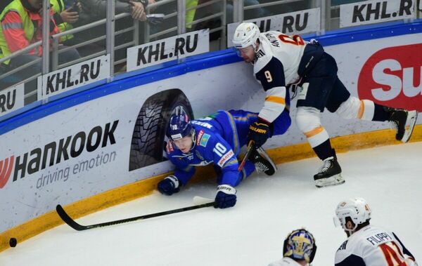 “Барыс” теряет мастеров?