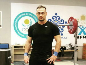 Казахстанский тяжелоатлет Илья Ильин возглавил Ледовый дворец в Кызылорде