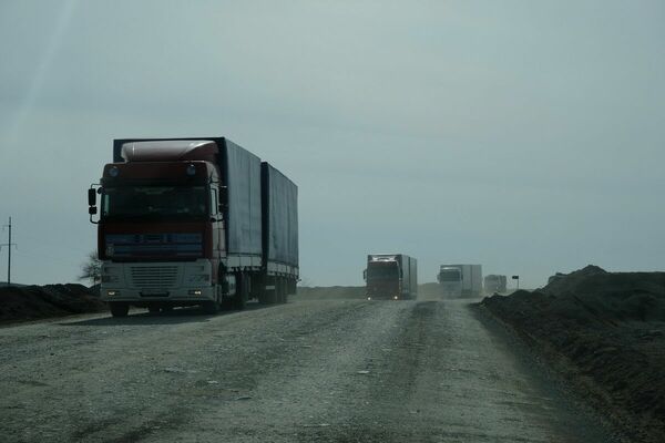 С деньгами - в село