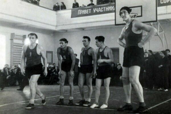 Центровой  из поднебесья