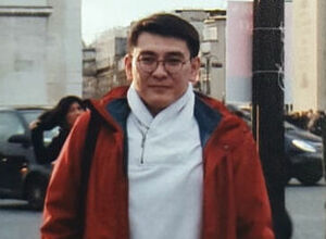 Выпрыгнул или вытолкнули?