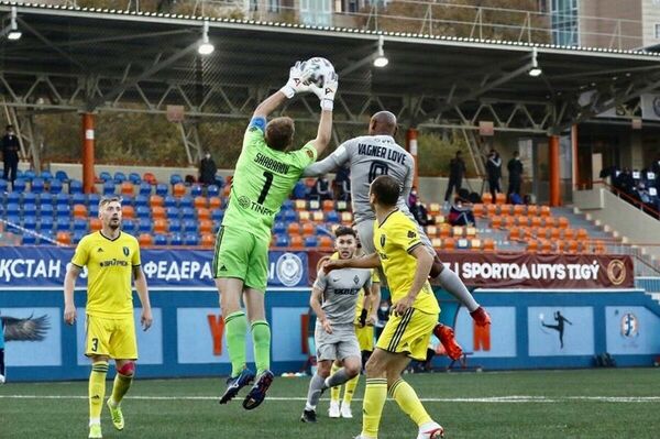 Бей своих, чтоб чужие боялись!