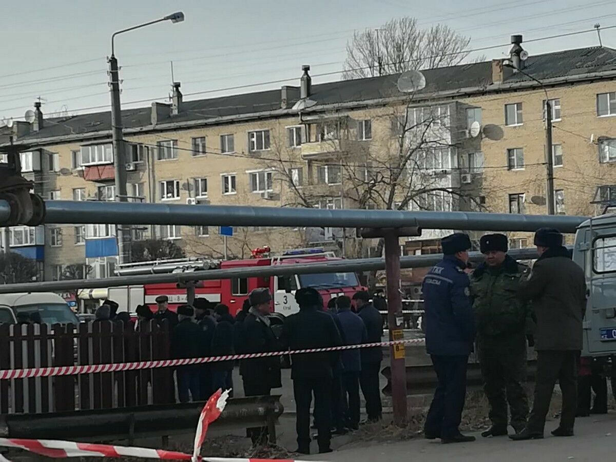 Истязатель  за решеткой