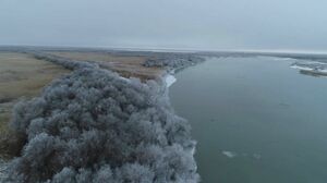 Есть ли пятна на воде?