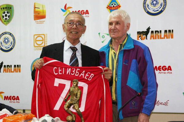 Право называться легендой  надо  заслужить