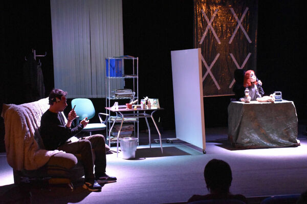 Нина - это вам  не реквизит