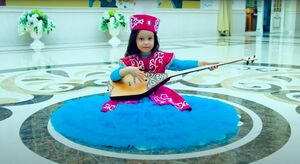 Всем домбра и достатка