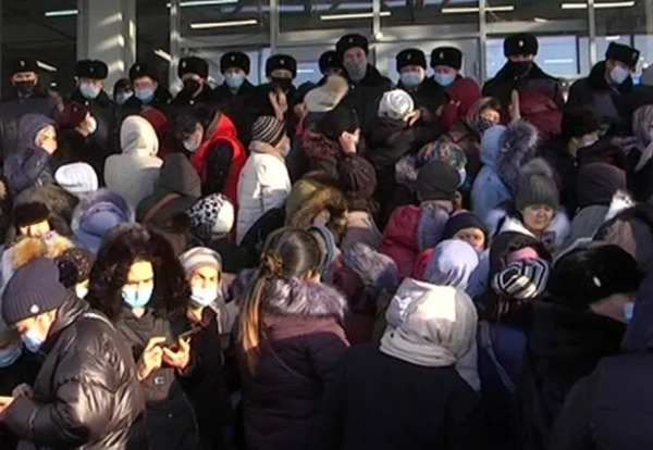 Подковёрные игры