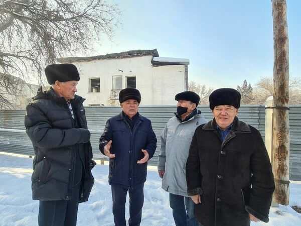 В бой идут одни старики