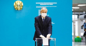 Токаев: Что касается правительства, то оно по нашему законодательству должно уйти в отставку