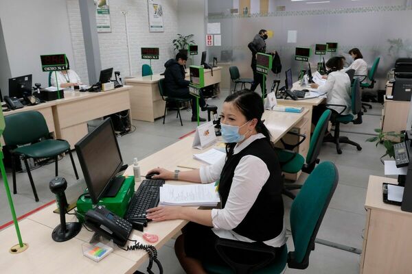 Надежды  юношей  питают...