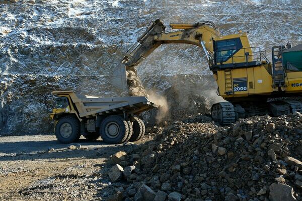 Рост со знаком минус