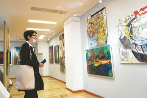 Ярко и сакрально