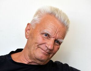 За заслуги и к юбилею