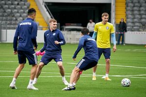 Будем бегать  или всё же играть?