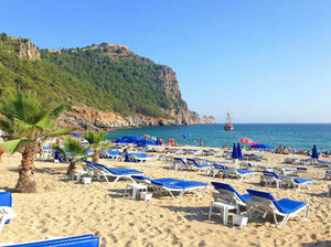 Тёплое место пусто не бывает