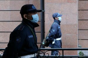 Пряником и кнутом