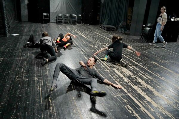 Танца мне не надо!