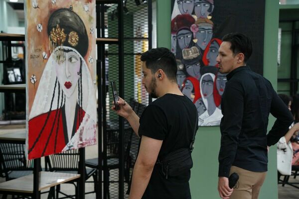 Твоих бровей связующая нить