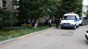 Полицейские задержали подозреваемого в убийстве матери и ее двух малолетних детей