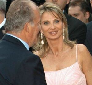 Монархические разборки с экс-любовницей