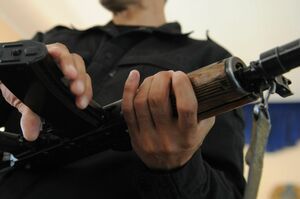 Под дулом автомата