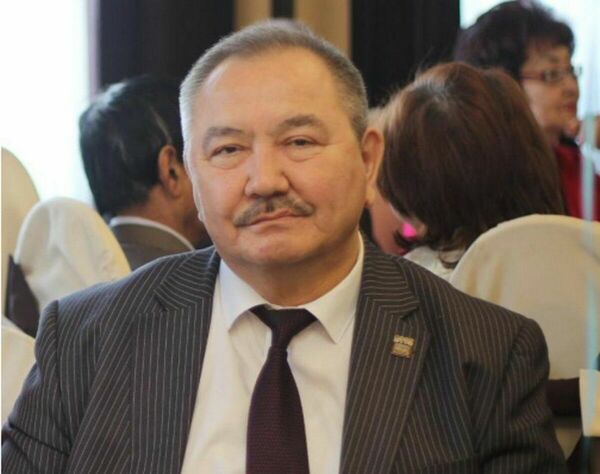 Казыкен ДОСАНОВ, судья  в почётной отставке: Мне есть  с чем сравнивать