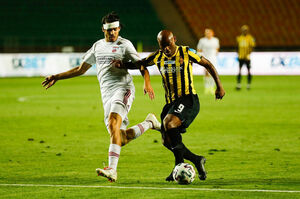 Не дали фору