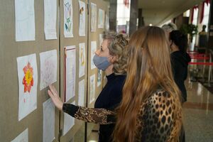 Уважать надо,  но и лечить тоже