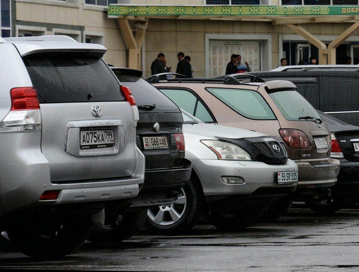 Тормоза попутали?