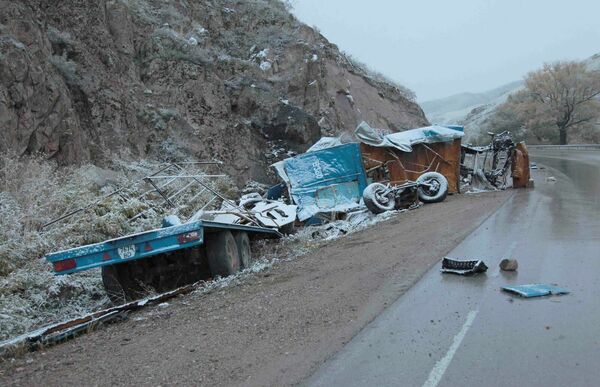 Вверх колёсами