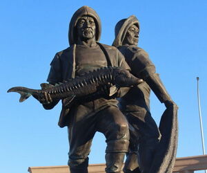 С почётом и уважением