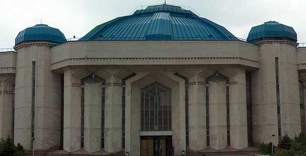 Боевики в музее