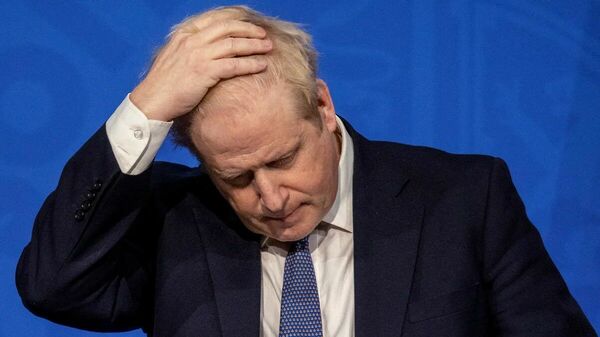 Над Джонсоном завечерело