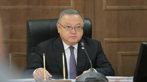 Акиму неудобно