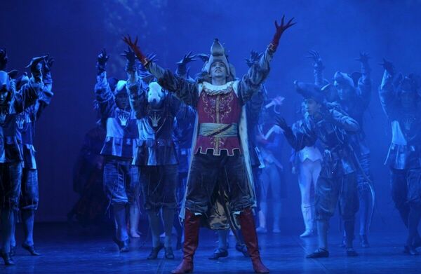 Театр не сдаётся