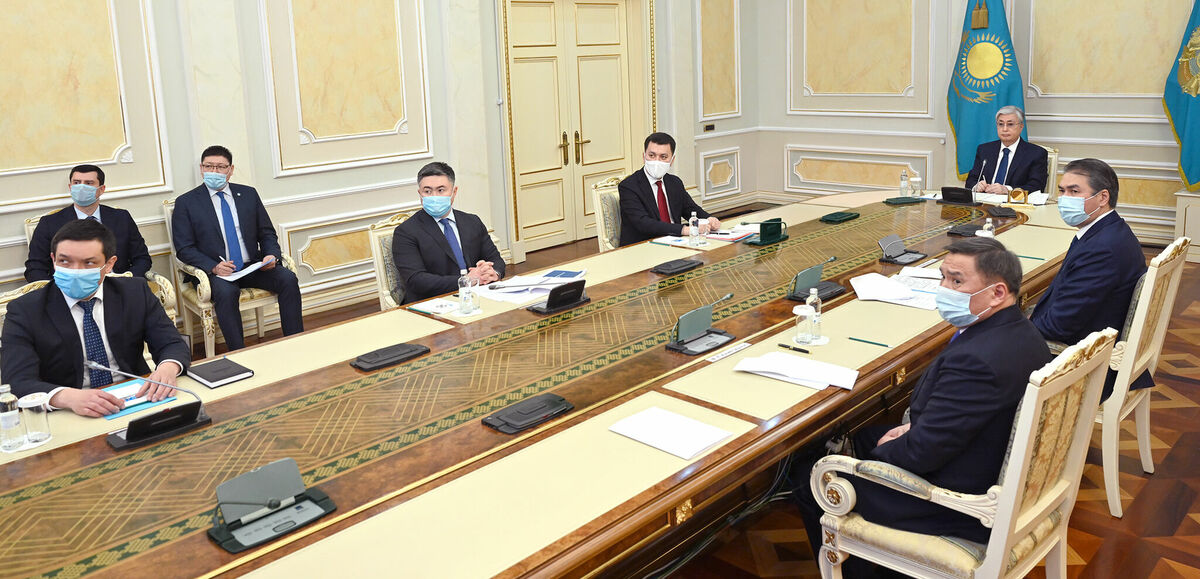 Глава государства провел совещание по вопросам противодействия коррупции